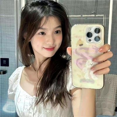 四个孩子走进银行